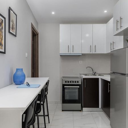 Stylish Apartment In City Center 테살로니키 외부 사진